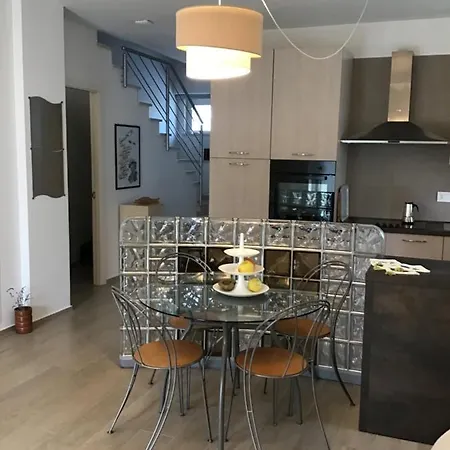 Dalu Not Only Holidays Villa Trani